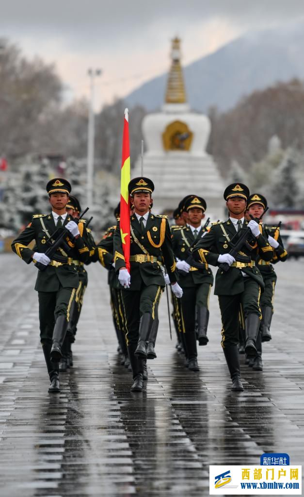 雪域高原迎来又一个春天——西藏百万农奴解放纪念日拉萨见闻(图1)