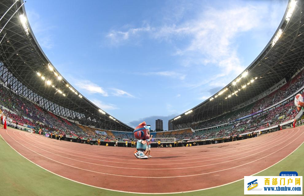 贵阳“城超”开赛(图3)