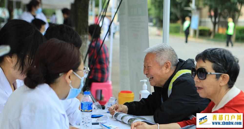 云南：织密幸福保障网 托起最美夕阳红(图6)